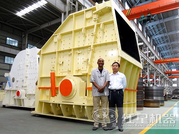 客戶(hù)到廠(chǎng)參觀(guān)合影